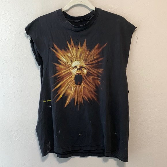Vintage Tops - Vintage 1998 Halloween Horror Nights Distressed Cut Off Shirt